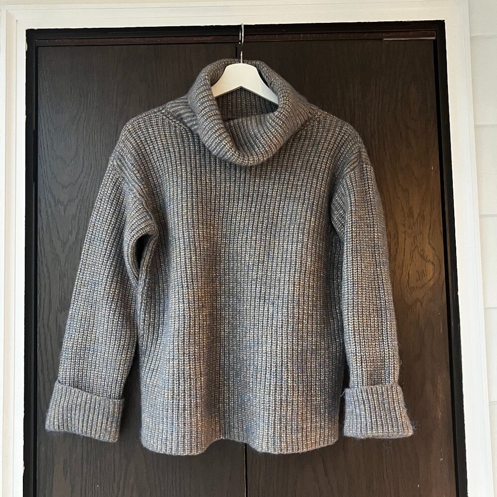 Ann Taylor multicolored turtleneck sweater - petite small